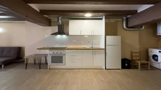 Apartments in Barcelona Ciutat Vella - photo 8