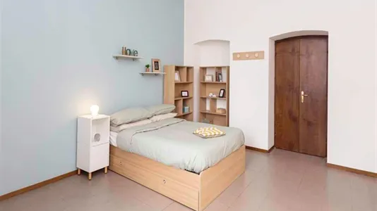 Rooms in Milano Zona 5 - Vigentino, Chiaravalle, Gratosoglio - photo 2