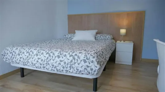 Rooms in Barcelona Eixample - photo 8