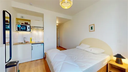 Rooms in Pontoise - photo 3