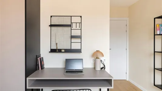 Rooms in Barcelona Sarrià-St. Gervasi - photo 9