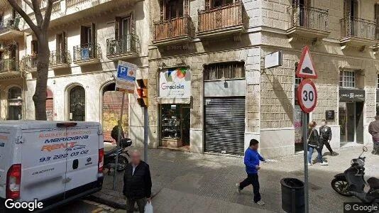 Apartments for rent in Barcelona Gràcia - Photo from Google Street View
