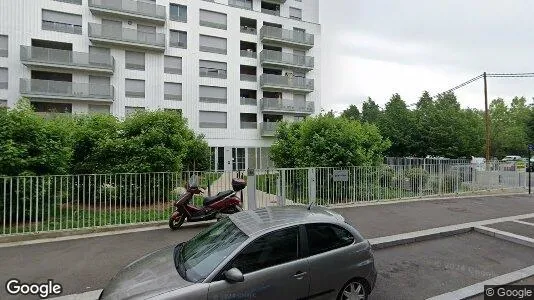 Apartments for rent in Évry - Photo from Google Street View