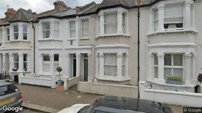 Rooms for rent in London SW18 - Photo from Google Street View