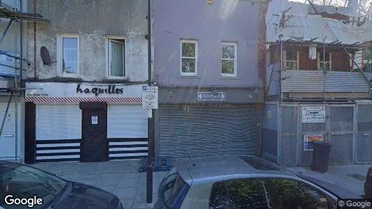 Apartments for rent in London E5 - Photo from Google Street View