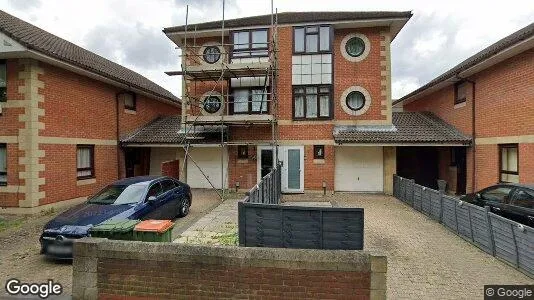 Apartments for rent in Reading - Berkshire - Photo from Google Street View