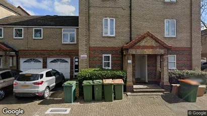 Apartments for rent in Reading - Berkshire - Photo from Google Street View