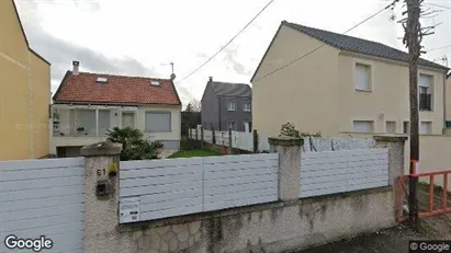 Apartments for rent in Saint-Germain-en-Laye - Photo from Google Street View