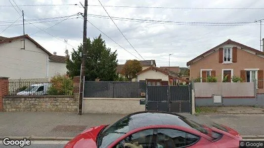 Apartments for rent in Mantes-la-Jolie - Photo from Google Street View