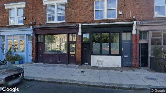 Apartments for rent in London E2 - Photo from Google Street View