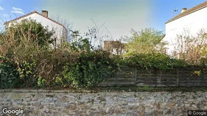 Apartments for rent in Mantes-la-Jolie - Photo from Google Street View