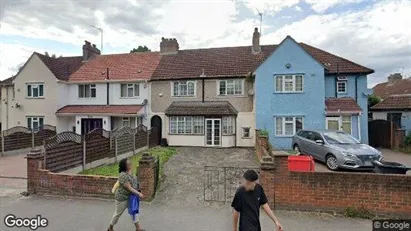 Apartments for rent in Uxbridge - Middlesex - Photo from Google Street View