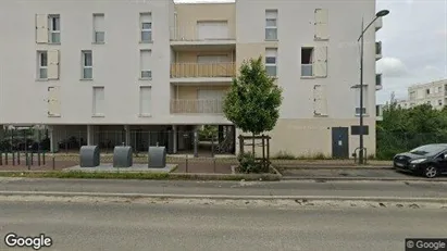 Apartments for rent in Évry - Photo from Google Street View