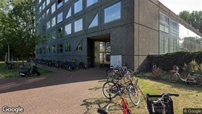 Apartments for rent in Amsterdam Oost-Watergraafsmeer - Photo from Google Street View