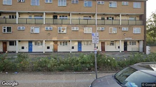 Rooms for rent in London E2 - Photo from Google Street View