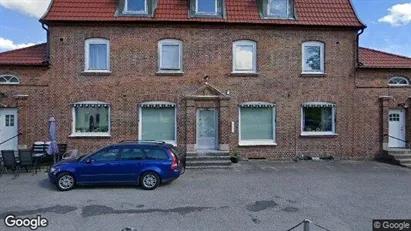 Apartments for rent in Mark - Photo from Google Street View