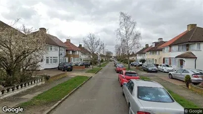 Apartments for rent in Stanmore - Middlesex - Photo from Google Street View