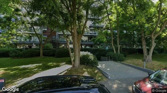 Apartments for rent in Antwerp Berchem - Photo from Google Street View