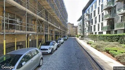 Apartments for rent in London E1 - Photo from Google Street View