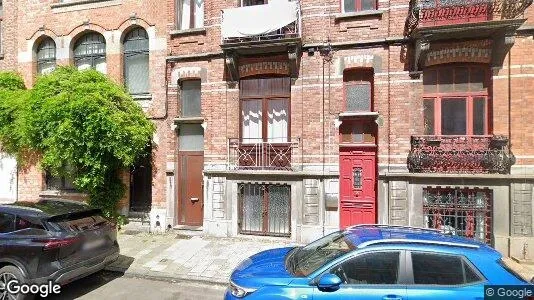 Apartments for rent in Brussels Schaarbeek - Photo from Google Street View