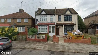 Apartments for rent in Enfield - Middlesex - Photo from Google Street View