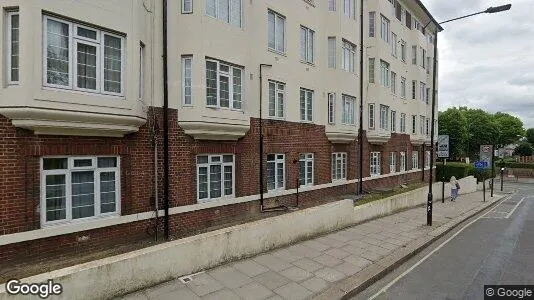 Rooms for rent in London NW2 - Photo from Google Street View