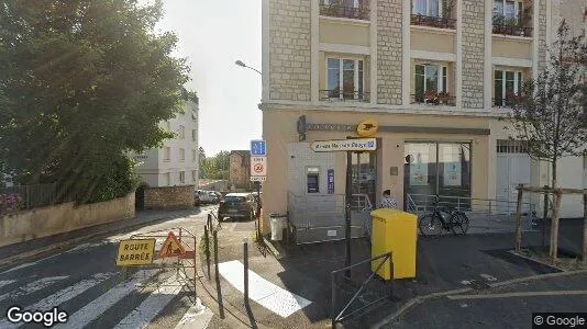 Apartments for rent in Boulogne-Billancourt - Photo from Google Street View