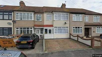 Apartments for rent in Romford - Essex - Photo from Google Street View