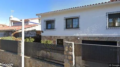 Apartments for rent in Boadilla del Monte - Photo from Google Street View