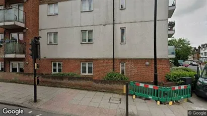 Apartments for rent in Croydon - Surrey - Photo from Google Street View