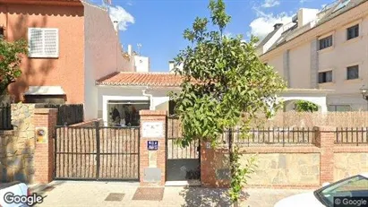 Apartments for rent in Fuengirola - Photo from Google Street View