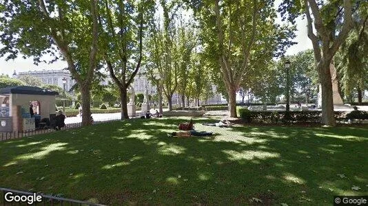 Apartments for rent in Madrid Arganzuela - Photo from Google Street View