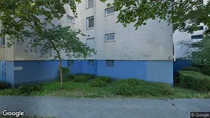 Apartments for rent in Berlin Spandau - Photo from Google Street View