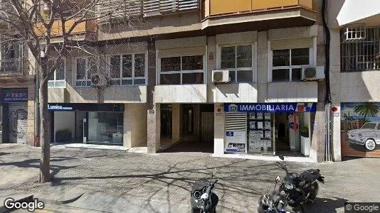 Apartments for rent in Barcelona Gràcia - Photo from Google Street View