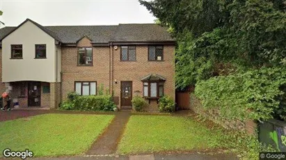 Apartments for rent in Gerrards Cross - Buckinghamshire - Photo from Google Street View