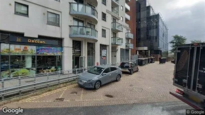 Apartments for rent in London E14 - Photo from Google Street View