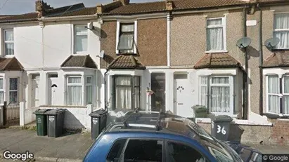 Apartments for rent in Swanscombe - Kent - Photo from Google Street View