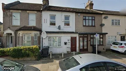 Apartments for rent in Ilford - Essex - Photo from Google Street View