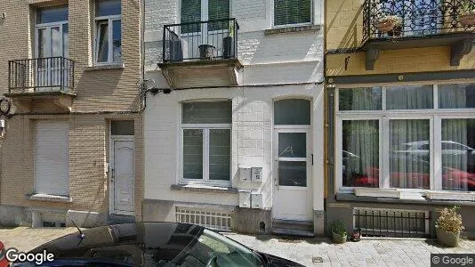 Apartments for rent in Brussels Elsene - Photo from Google Street View