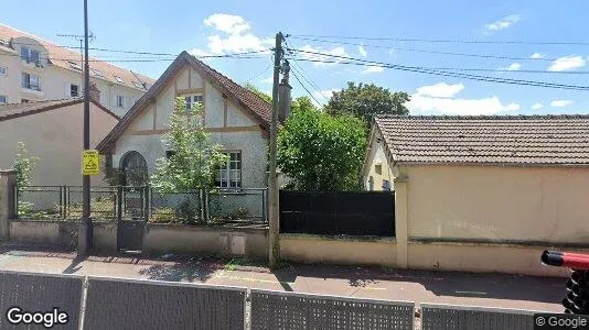 Apartments for rent in Nanterre - Photo from Google Street View