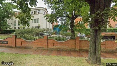 Apartments for rent in London N2 - Photo from Google Street View