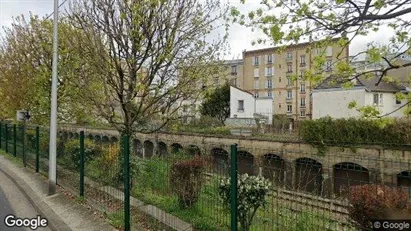 Apartments for rent in Nanterre - Photo from Google Street View