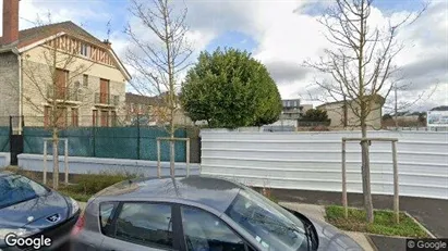 Apartments for rent in Senlis - Photo from Google Street View