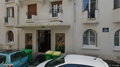 Apartments for rent in Paris 15ème arrondissement - Photo from Google Street View