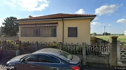 Apartments for rent in Magenta - Photo from Google Street View