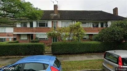 Apartments for rent in London N2 - Photo from Google Street View