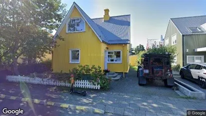 Apartments for rent in Reykjavík Hlíðar - Photo from Google Street View