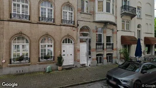 Apartments for rent in Brussels Schaarbeek - Photo from Google Street View