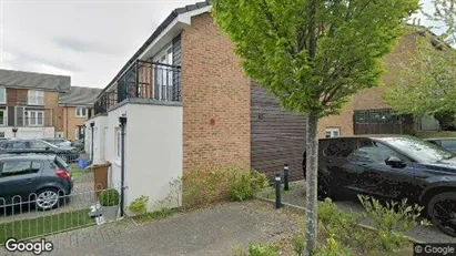 Apartments for rent in Wallington - Surrey - Photo from Google Street View