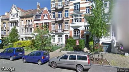 Apartments for rent in Brussels Schaarbeek - Photo from Google Street View